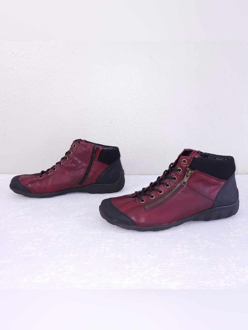 REMONTE Liv Booties Burgundy Red Leather Lace-Up Zip Ankle Boots